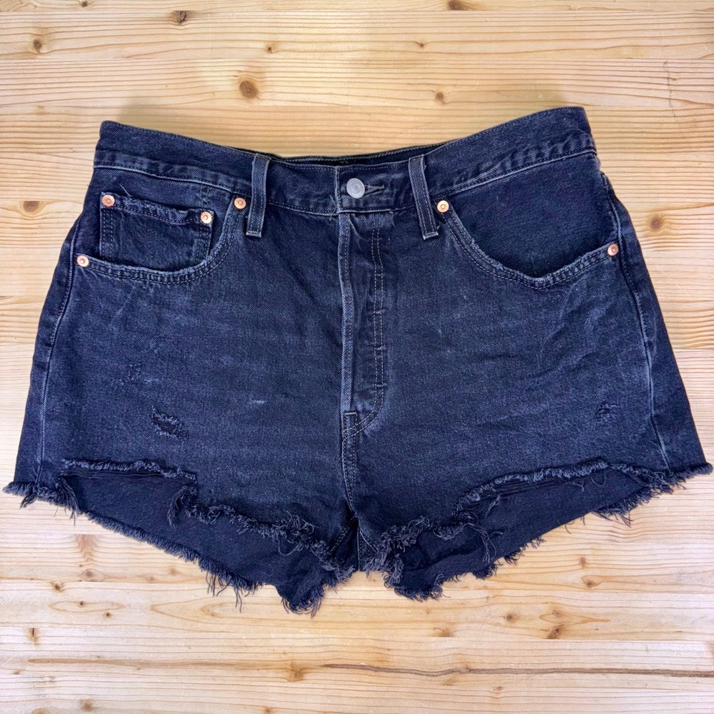 Levi's 501 Premium Big E Black Distressed Cutoff‎ Denim Shorts Size 32